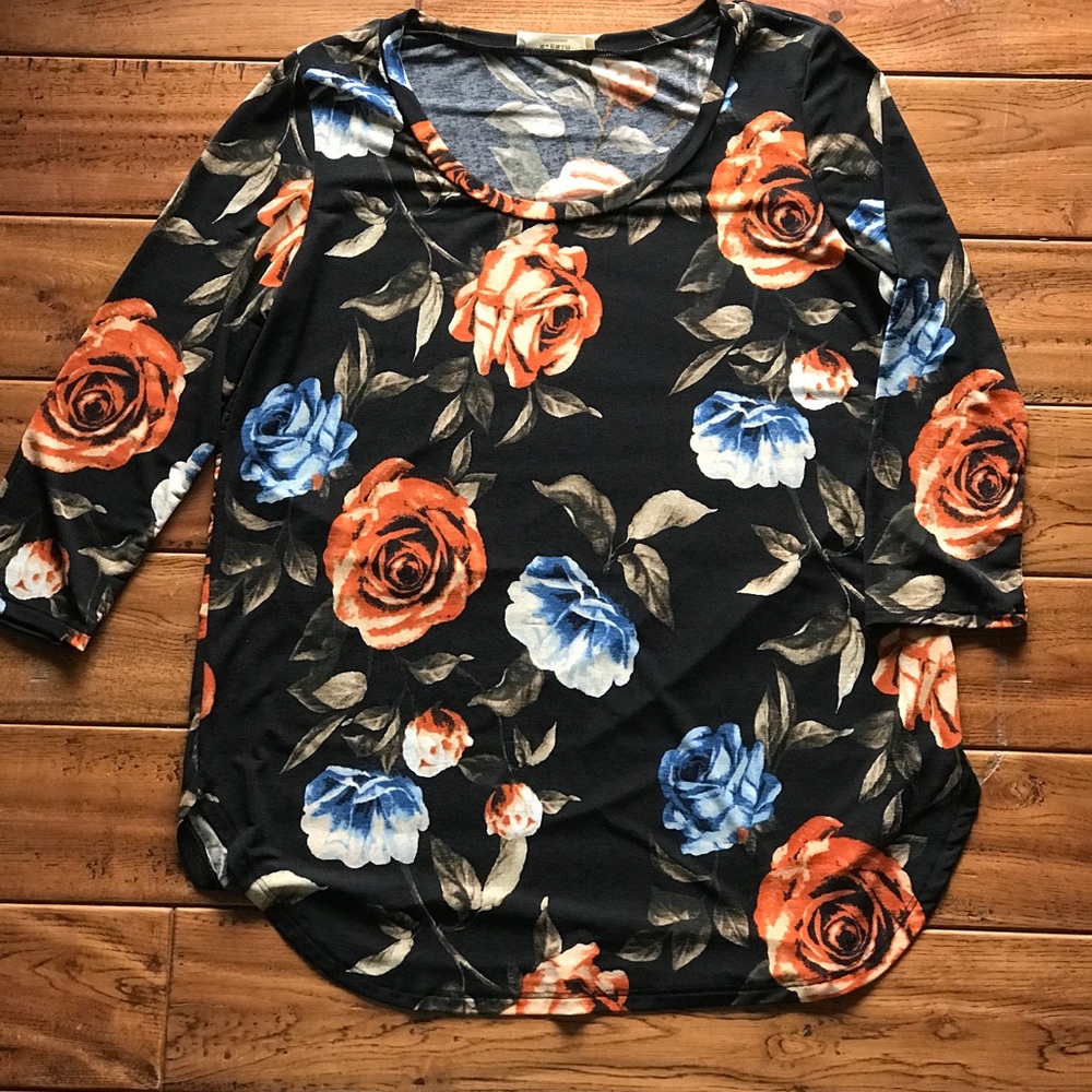 Floral top